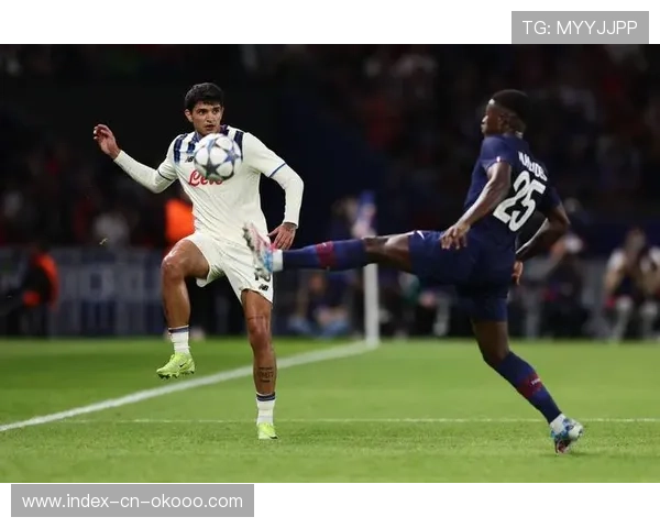 巴黎圣日耳曼对阵马赛一役,克瓦拉茨赫利亚与门德斯先后击中横梁 巴黎圣日耳曼对阵马赛一役,克瓦拉茨赫利亚与门德斯先后击中横梁