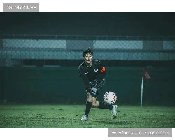 深圳新鹏城热身赛2-1战胜陕西联合，韦斯利头球破门