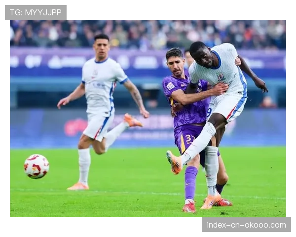 全场比赛结束，天津津门虎2-2战平上海申花